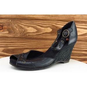 BC Sz 8.5‎ M Black Ankle Strap Leather Women Sandals